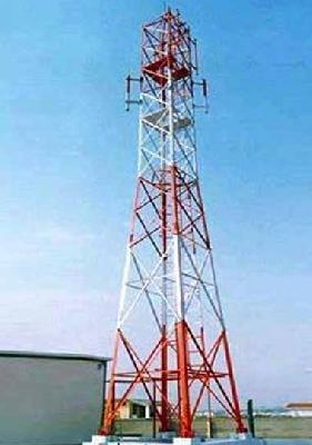 Six mobile towers seal; Service disrupted | सहा मोबाईल टॉवर्स सील; सेवा विस्कळीत