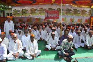 The name of the nation will be named in the list of the nations! | राष्ट्रपुरुषांच्या यादीत राष्ट्रसंतांचे नाव हवेच!