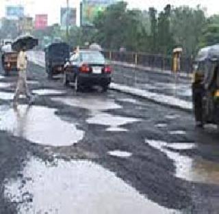 Durakh-Kurkumbh road potholes | दौंड-कुरकुंभ रस्त्याची खड्ड्यांमुळे दुरवस्था