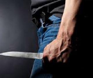 An angry man has cut his own genitals due to both girls | दोन्ही मुलीच झाल्याने संतापलेल्या मनुष्याने कापले स्वत:चे गुप्तांग