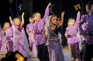 Ragragang Ghanshyam's chanting of tone of anger | रागदारीच्या स्वरांचा चिमुकल्यांचा ‘रागरंग घनश्याम’