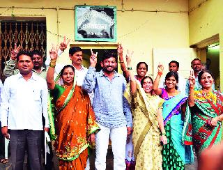 Manda Nikam presiding over the chairmanship | मंदा निकम सभापती, उपसभापतिपदी ढिकले