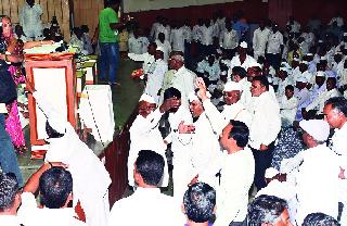 The annual meeting of the MVP was wrapped up due to confusion | मविप्रची वार्षिक सभा गोंधळामुळे गुंडाळली The annual meeting of the MVP was wrapped up due to confusion | मविप्रची वार्षिक सभा गोंधळामुळे गुंडाळली