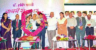 The city has been working fast for the city | शहरासाठी गतीने कामे केली The city has been working fast for the city | शहरासाठी गतीने कामे केली