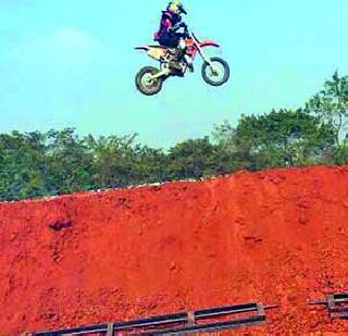 Pune's history made by Yuvraj | पुण्याच्या युवराजने रचला इतिहास !