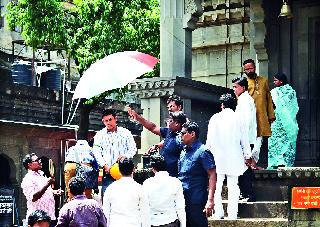 Amir in the dark temple! | काळाराम मंदिरात आमीर!