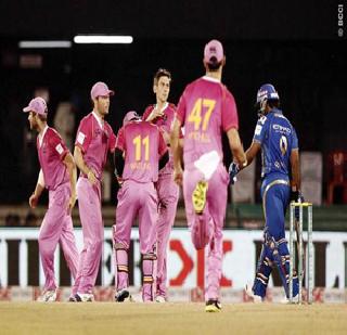 Inside Lahore, outside of Mumbai | लाहोर आत, मुंबई बाहेर