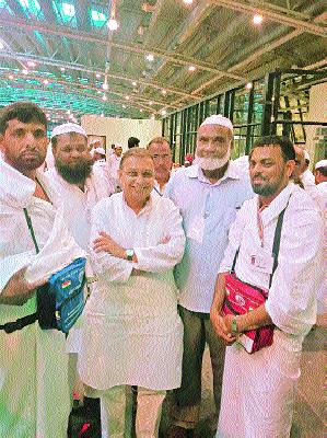 The last piece of pilgrims departed on Tuesday | यात्रेकरूंचा शेवटचा जथा मंगळवारी रवाना