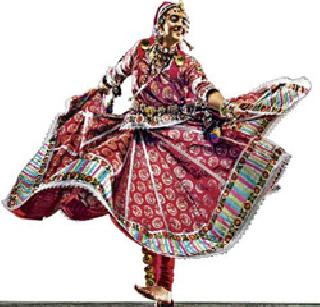 What does Garba play? | गरबा खेळून मिळतं काय?