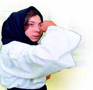 Taliban fear Laila Hussein! | लैला हुसैनीला भीती तालिबान्यांची !