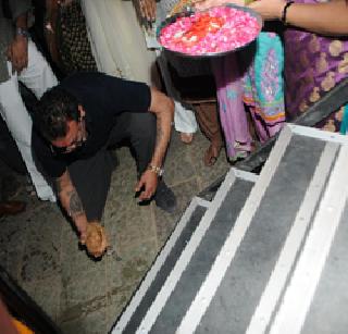 Coconut procession in south Mumbai | दक्षिण मुंबईत फुटला प्रचाराचा नारळ