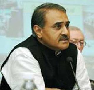 The 15-year-old lead broke | १५ वर्षांची आघाडी फुटली