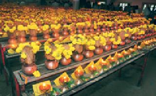 Lights of the Lights: | दिव्यांची आरास : Lights of the Lights: | दिव्यांची आरास :