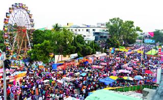 Sunday's phase ... | रविवार कालिकेच्या चरणी... Sunday's phase ... | रविवार कालिकेच्या चरणी...