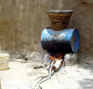 Forty thousand cattle alcohol seized | चाळीस हजारांची गावठी दारु जप्त