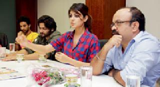 The film is not budget nor important | चित्रपटाचे बजेट नव्हे कथाबीजच महत्त्वाचे The film is not budget nor important | चित्रपटाचे बजेट नव्हे कथाबीजच महत्त्वाचे