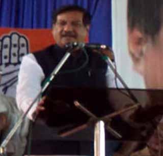 Give Congress power for development: Prithviraj Chavan | विकासासाठी काँग्रेसला सत्ता द्या- पृथ्वीराज चव्हाण