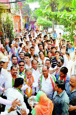 Rajkheda Darda's footsteps strongly responded to CIDCO | राजेंद्र दर्डा यांच्या पदयात्रेला सिडकोत जोरदार प्रतिसाद