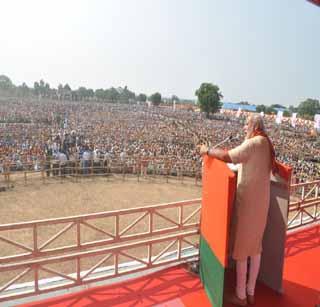 Popularity in Marathi, people's response | मराठीत साद, लोकांचा प्रतिसाद