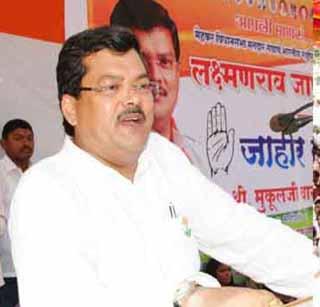 Modi Government's announcement is hollow | मोदी सरकारच्या घोषणा पोकळ Modi Government's announcement is hollow | मोदी सरकारच्या घोषणा पोकळ