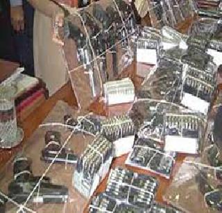 In Navi Mumbai, 23 illegal weapons were seized | नवी मुंबईत २३ बेकायदा शस्त्रे जप्त