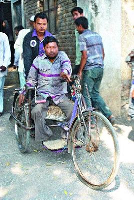 65 percent voter turnout in the district | जिल्ह्यात सरासरी ६५ टक्के मतदान