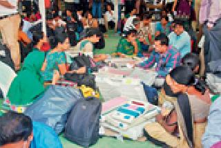 211 candidates today in Nagpur district | नागपूर जिल्ह्यात २११ उमेदवारांची आज मतपरीक्षा