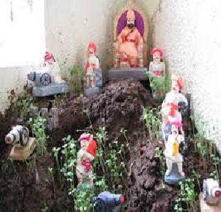 Finding soil for mud-forts | पणती-किल्ल्यांसाठी माती मिळेना Finding soil for mud-forts | पणती-किल्ल्यांसाठी माती मिळेना