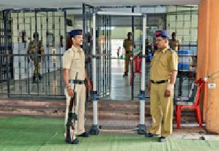 Triple security to EVM | ईव्हीएमला त्रिस्तरीय सुरक्षा Triple security to EVM | ईव्हीएमला त्रिस्तरीय सुरक्षा