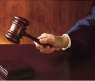 The responsibility of the wife's security is to the husband | पत्नीच्या सुरक्षेची जबाबदारी पतीवर