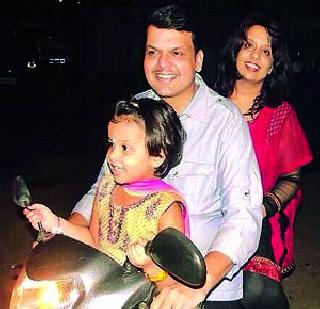 Favorite songs and songs from Kishor's songs | आवडता वरण-भात अन् किशोरदांची गाणी Favorite songs and songs from Kishor's songs | आवडता वरण-भात अन् किशोरदांची गाणी