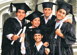 Research Revenue Revenue | संशोधनातून पावणेचार कोटींचा महसूल