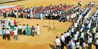 Students and citizens running in national unity race | राष्ट्रीय एकता दौडमध्ये धावले विद्यार्थी अन् नागरिकही