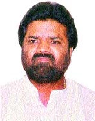 Finally, Vasant Giteen's title of 'Nirjinama' | ...अखेर वसंत गितेंचा पदाचा ना‘राजीनामा’