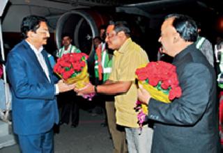Governor's arrival for Vidarbha tour | विदर्भ दौऱ्यासाठी राज्यपालांचे आगमन
