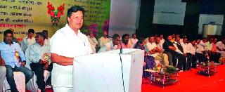 Paycheck to Headmaster | मुख्याध्यापकांना द्यावी केंद्राप्रमाणे वेतनश्रेणी