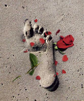 Being tickled with tender love | कोवळ्या प्रेमाला नख लावणारी जात Being tickled with tender love | कोवळ्या प्रेमाला नख लावणारी जात