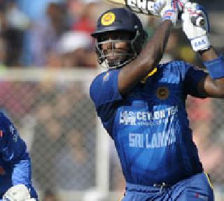 Chasing 275 to win against Sri Lanka in front of India | श्रीलंकेचे भारतासमोर जिंकण्यासाठी २७५ धावांचे आव्हान Chasing 275 to win against Sri Lanka in front of India | श्रीलंकेचे भारतासमोर जिंकण्यासाठी २७५ धावांचे आव्हान