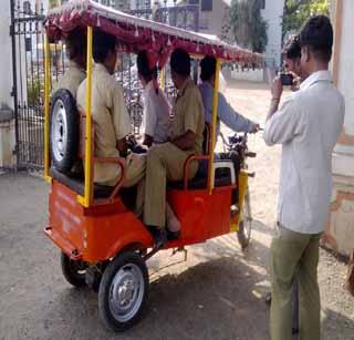 E-rickshaw to run in Akola! | अकोल्यात धावणार ई-रिक्षा!