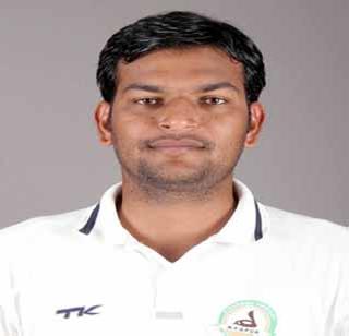 Ravi's best bowling in the match against Rajasthan | राजस्थान विरुद्धच्या सामन्यात रवीची उत्तम गोलंदाजी Ravi's best bowling in the match against Rajasthan | राजस्थान विरुद्धच्या सामन्यात रवीची उत्तम गोलंदाजी