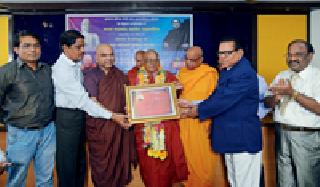 Bhadant Sadanand is the monk expected to be Babasaheb | भदंत सदानंद हे बाबासाहेबांना अपेक्षित भिक्षू