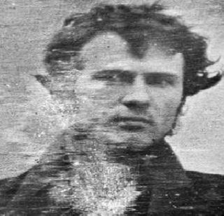 The first selfie was taken 175 years ago | 175 वर्षापूर्वी घेतली गेली होती पहिली सेल्फी The first selfie was taken 175 years ago | 175 वर्षापूर्वी घेतली गेली होती पहिली सेल्फी