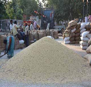 The end of the season; Nafed's shopping centers were not opened | हंगाम संपण्याच्या मार्गावर; नाफेडचे खरेदी केंद्र उघडले नाहीत