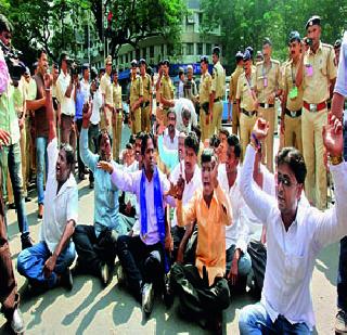 Investigate the Dalit massacre of the CBI | दलित हत्याकांडाचा तपास सीबीआयकडे द्या Investigate the Dalit massacre of the CBI | दलित हत्याकांडाचा तपास सीबीआयकडे द्या