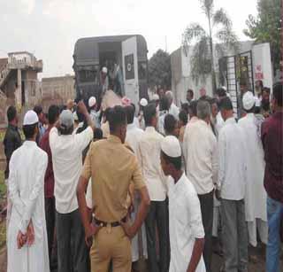 The death of the accused in the police custody | पोलिसांच्या अटकेतील आरोपीचा मृत्यू