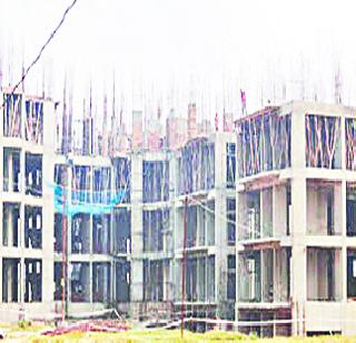 Unauthorized construction due to ignorance | दुर्लक्षामुळेच अनधिकृत बांधकामे