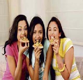 'Murmur' balls | ‘कुरकुर’ गोळे 'Murmur' balls | ‘कुरकुर’ गोळे