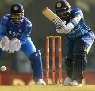 India target of 287 for victory | भारताला विजयासाठी २८७ धावांचे लक्ष्य India target of 287 for victory | भारताला विजयासाठी २८७ धावांचे लक्ष्य