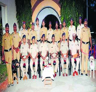 Second in buldana police force division | बुलडाणा पोलीस दल विभागात द्वितीय Second in buldana police force division | बुलडाणा पोलीस दल विभागात द्वितीय