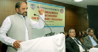 The need for change in forest and environment legislation | वन व पर्यावरण कायद्यात बदलाची गरज